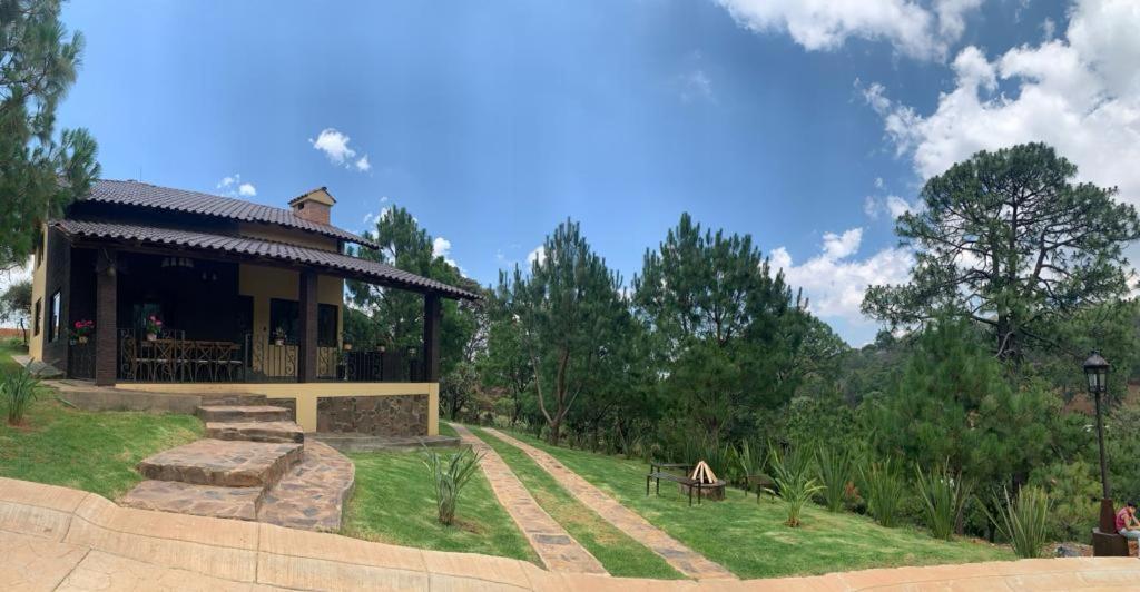 Cabana No.7 Puerta Del Bosque Mazamitla. ภายนอก รูปภาพ