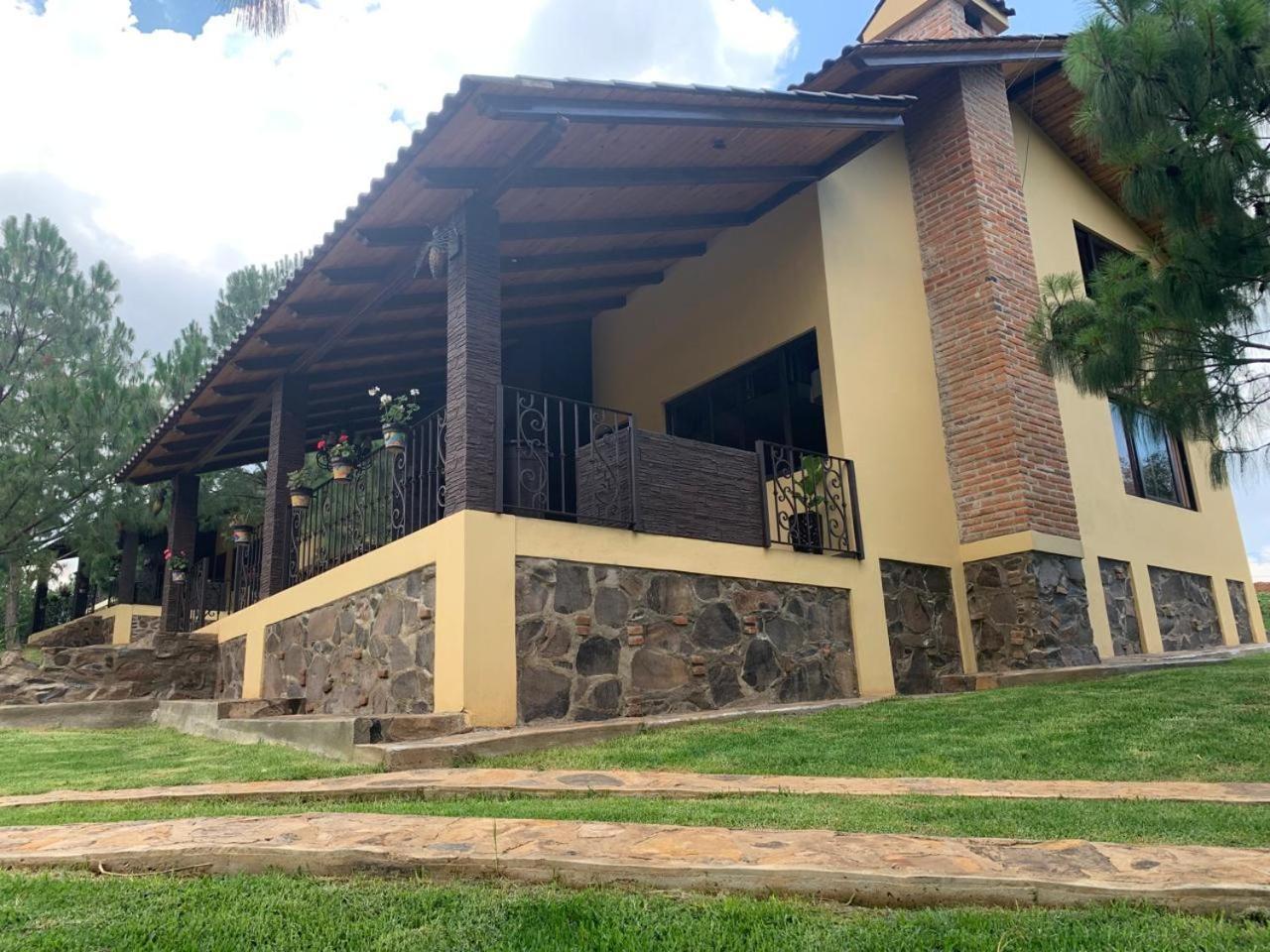 Cabana No.7 Puerta Del Bosque Mazamitla. ภายนอก รูปภาพ